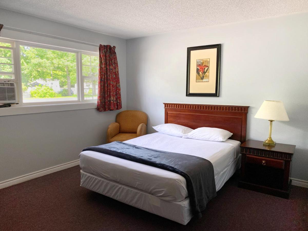 The Fort Nashwaak Motel Fredericton Buitenkant foto