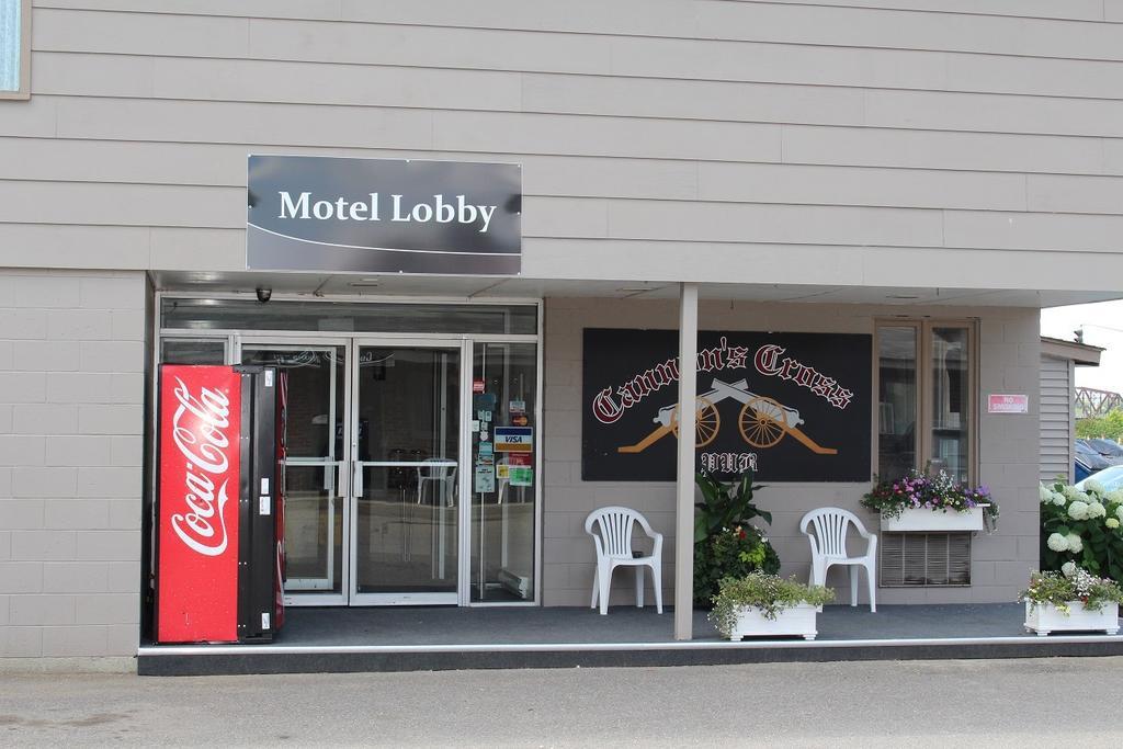 The Fort Nashwaak Motel Fredericton Buitenkant foto